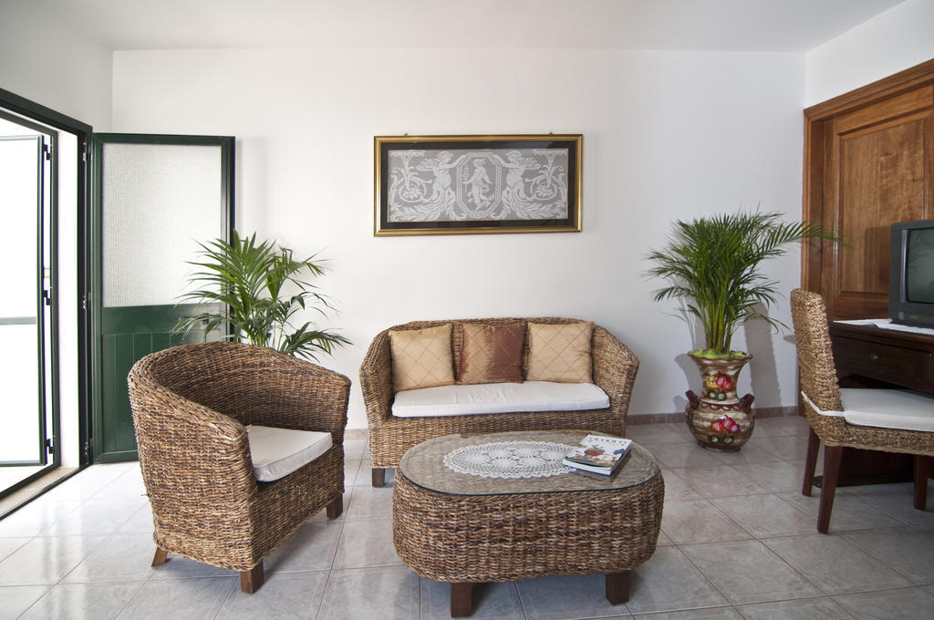 Home Holiday Salento La Scisa Alessano Exterior foto
